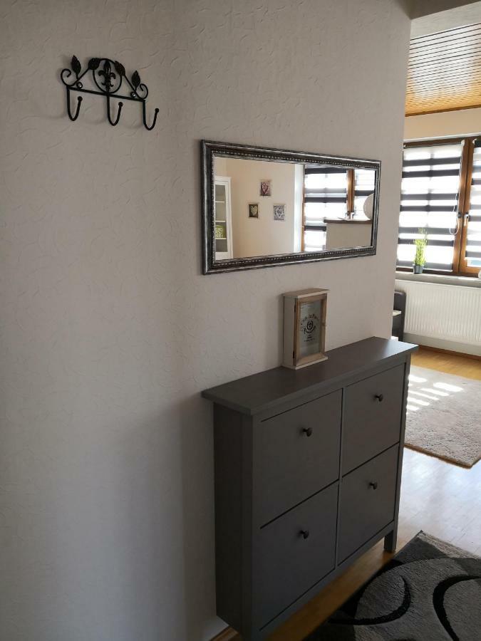 Apartment Ferienwohnung Emmerthal Auch Fuer Monteure Fewo Bagian luar foto